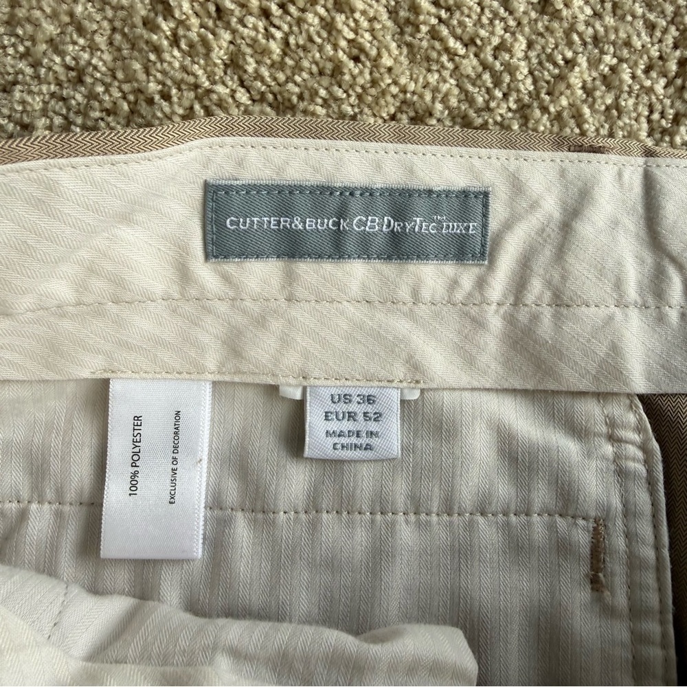 Cutter & Buck CB DryTec Luxe Golf Shorts Mens 36 Beige Pleated Performance - Picture 2 of 5